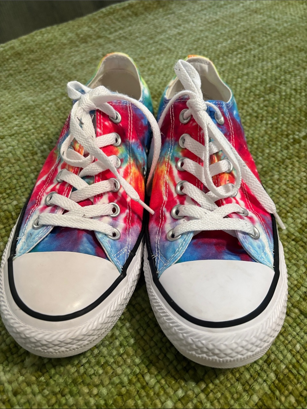 Converse Chuck Taylor Tie-Dye Low Top Sneakers - Red, Blue, Yellow men 6 women 8